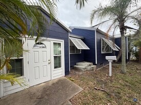 141 N Orlando Ave, Cocoa Beach FL - Convenience Store