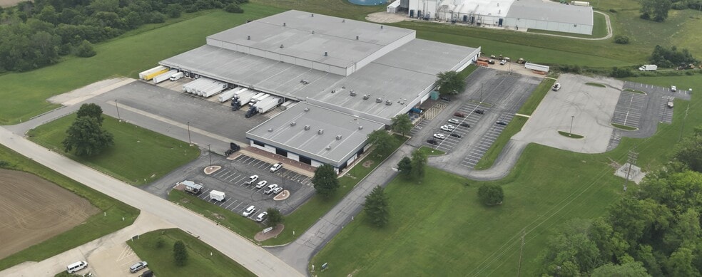2000 Wolf Industrial Park, Greenville, IL for sale - Primary Photo - Image 1 of 5