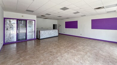 1102-1192 W Kemper Rd, Cincinnati, OH for lease Interior Photo- Image 2 of 4