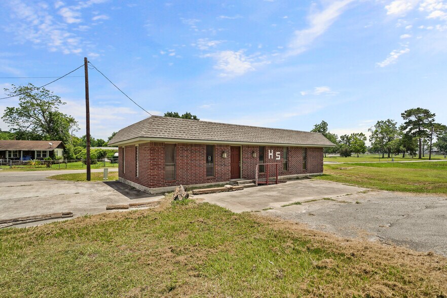 603 Highway 36, Brazoria, TX 77422 Office/Retail for Lease
