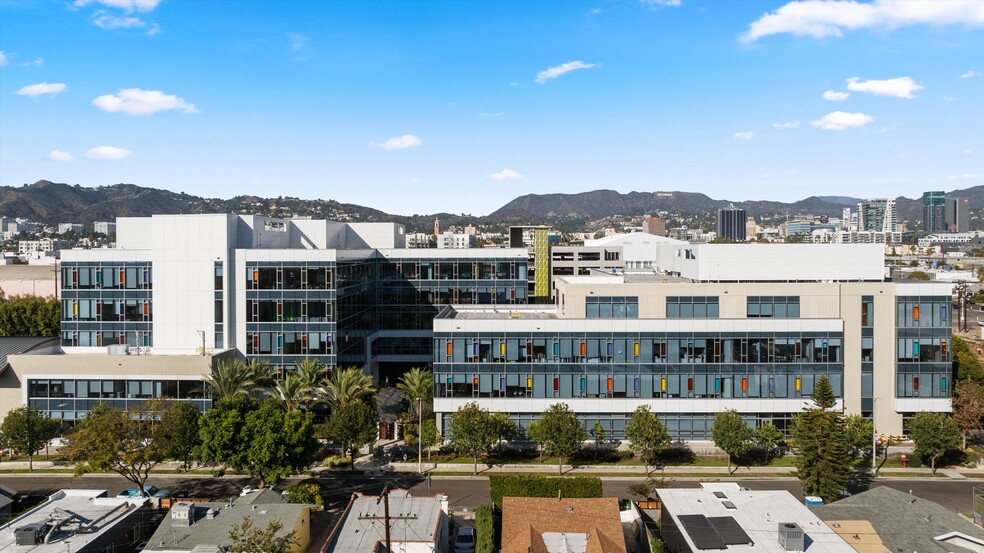 6555 Barton Ave, Los Angeles, CA for lease - Building Photo - Image 3 of 34