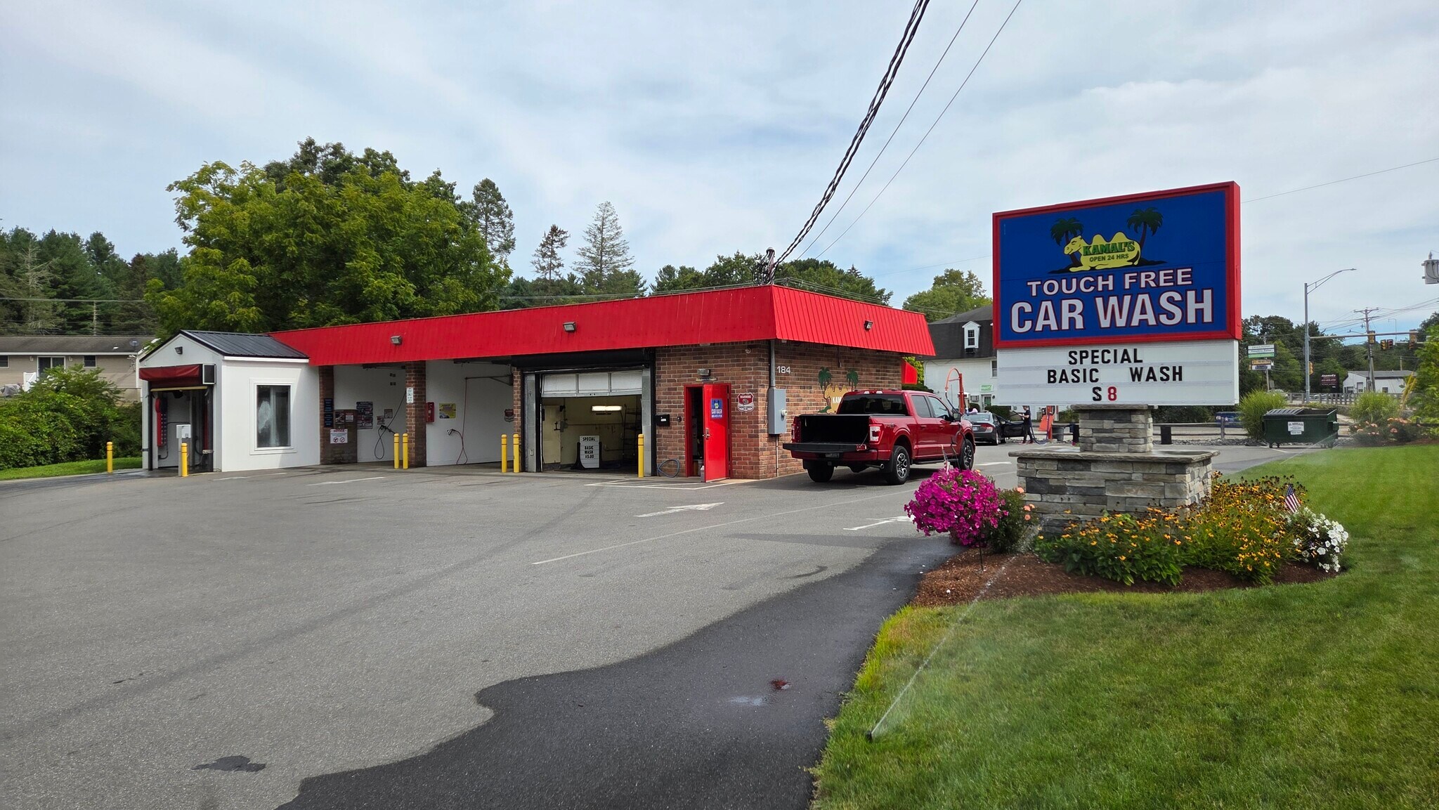 184 Central St, Hudson, NH for sale Building Photo- Image 1 of 1