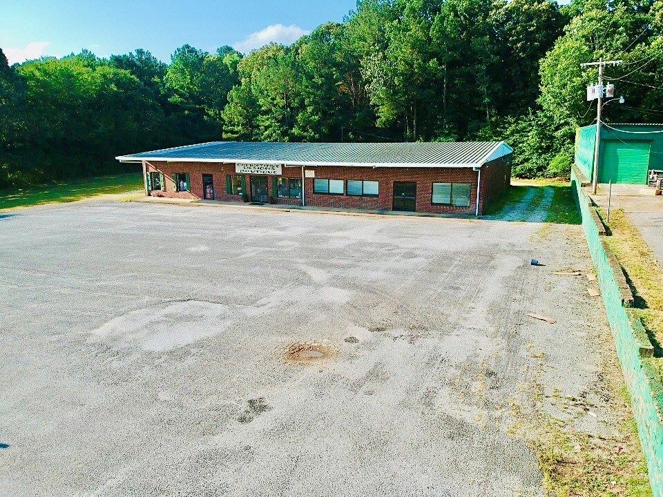 157 W Main St, Camden, TN for sale Building Photo- Image 1 of 1