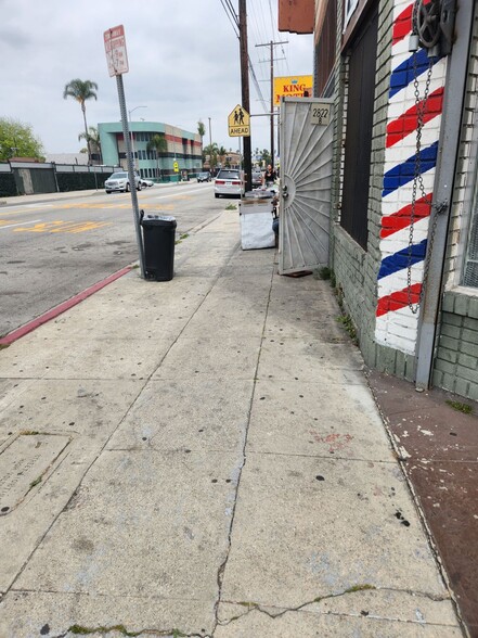 2822 W Slauson Ave, Los Angeles, CA for lease - Building Photo - Image 1 of 6