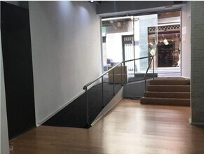 Retail in Igualada, Barcelona for lease Interior Photo- Image 2 of 10
