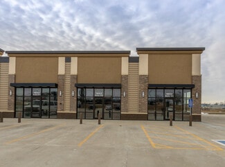 More details for 1802 4th St SW, Waverly, IA - Retail for Lease