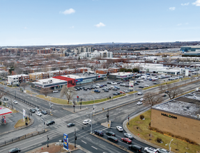 1110-1146 Boul Marcel-Laurin, Saint-Laurent, QC for lease Interior Photo- Image 2 of 7