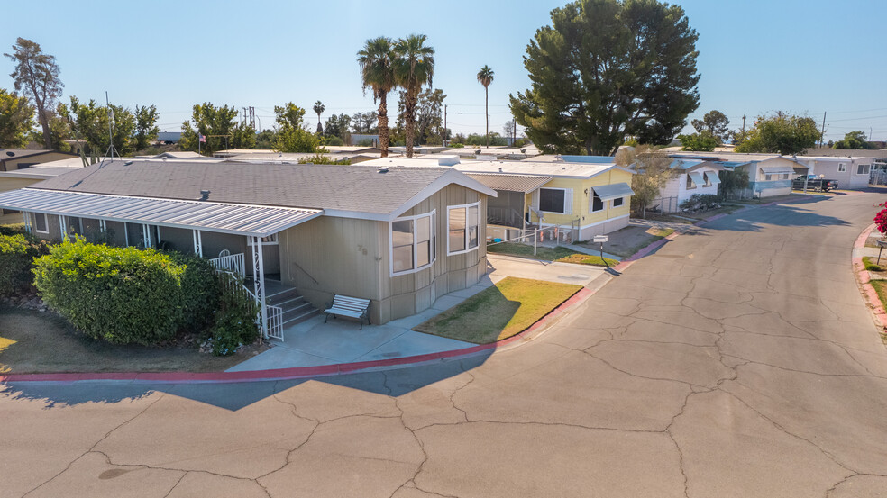 251 S Colorado River Rd, Blythe, CA for sale - Building Photo - Image 2 of 36