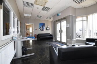 51 Lisburn Rd, Ballynahinch for sale Interior Photo- Image 1 of 3