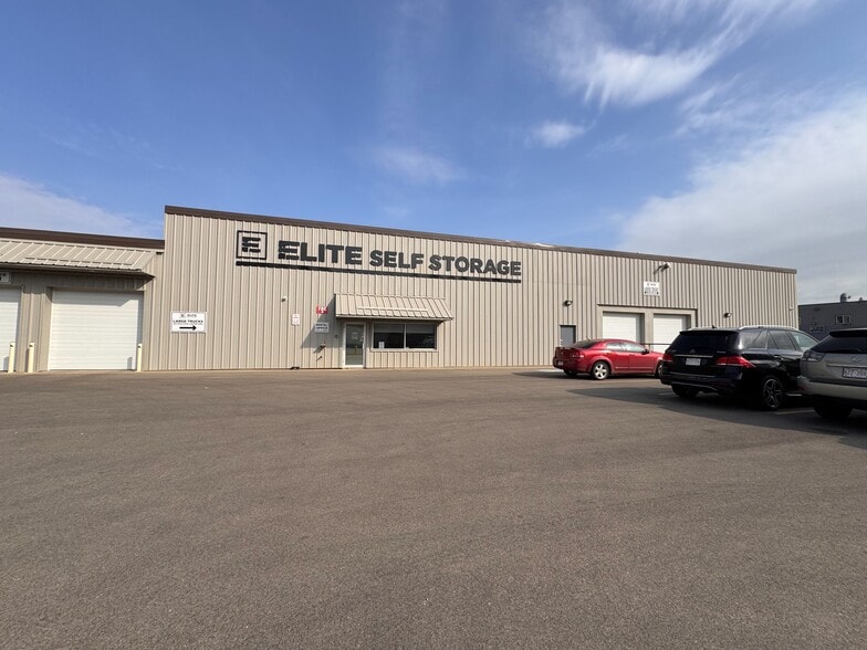 12112-12116 67 St NW, Edmonton, AB for sale - Building Photo - Image 2 of 16