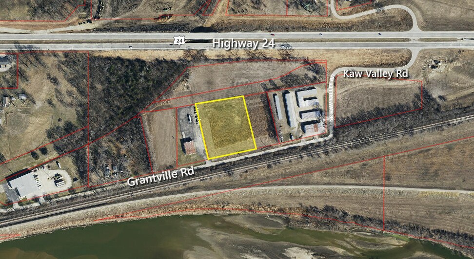 Northeast Grantville Road, Topeka, KS for sale Primary Photo- Image 1 of 1