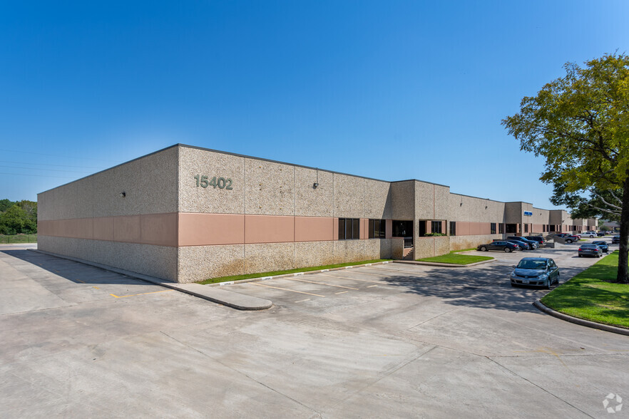 15402 Vantage Pky E, Houston, TX for lease - Building Photo - Image 1 of 17