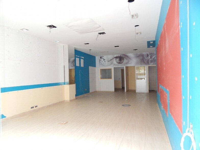 Retail in Ontinyent for lease - Building Photo - Image 1 of 14