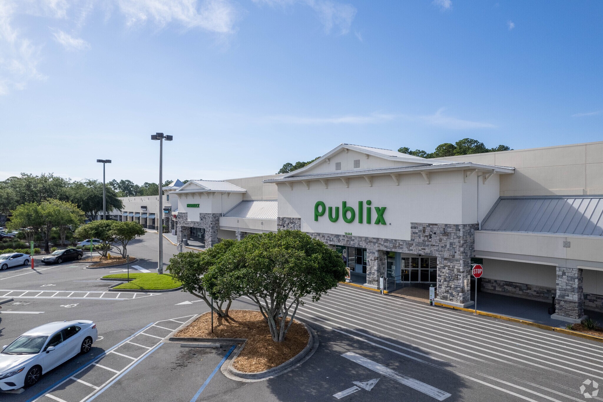 14444 Beach Blvd, Jacksonville, FL 32250 Medical & Merchants Center