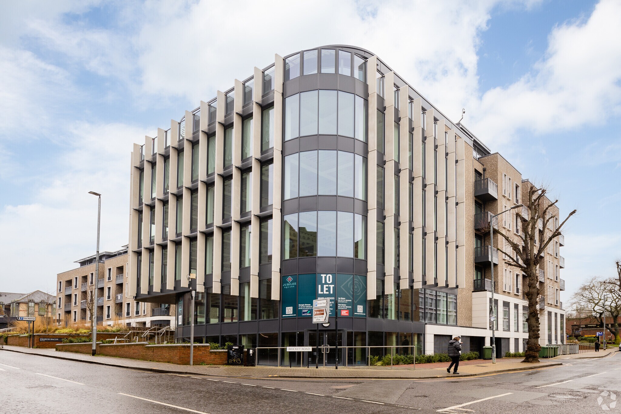 Bricket Rd, St Albans for lease Primary Photo- Image 1 of 3