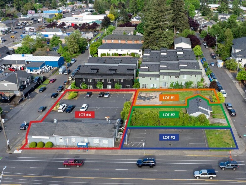 Retail Property and Redevelopment Land portfolio of 2 properties for sale on LoopNet.com - Primary Photo - Image 1 of 5