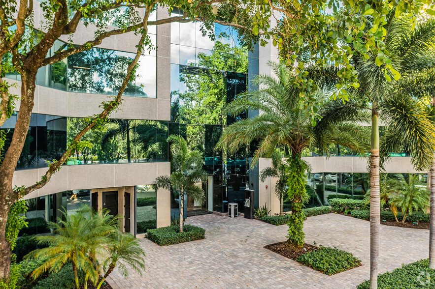 6001 Broken Sound Pky NW, Boca Raton, FL for lease - Building Photo - Image 1 of 10