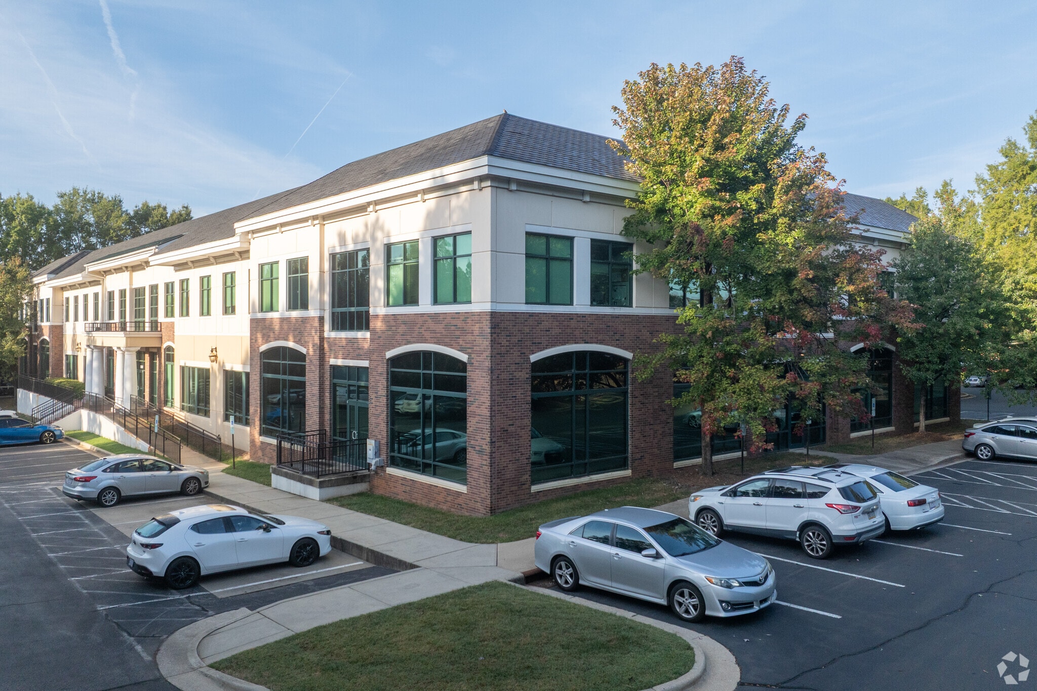 3200 Blue Ridge Rd, Raleigh, NC for sale Primary Photo- Image 1 of 1