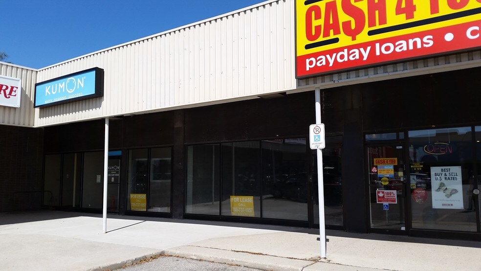 328-386 Speedvale Ave E, Guelph, ON for lease - Building Photo - Image 3 of 8