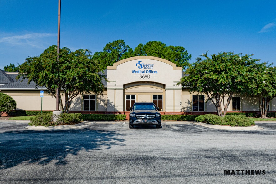 3690 St Johns Bluff Rd S, Jacksonville, FL for sale - Building Photo - Image 1 of 3