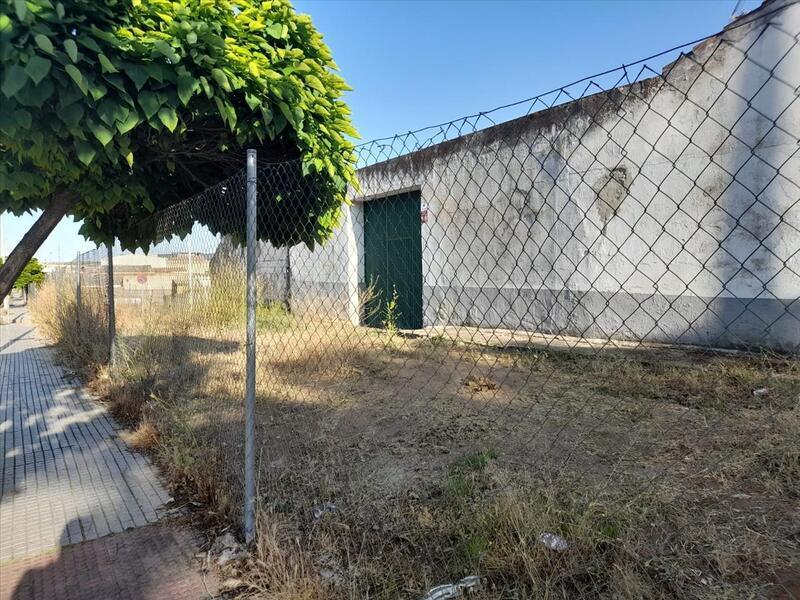 Land in Mérida for sale Building Photo- Image 1 of 11