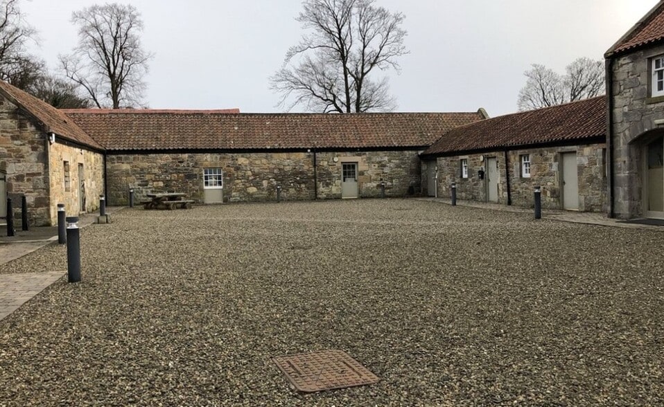 12 Dalmenny, South Queensferry for lease - Building Photo - Image 3 of 6