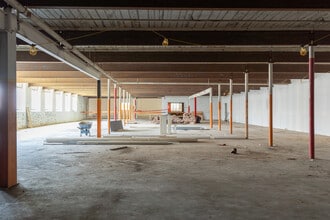 1601 S Holtzclaw Ave, Chattanooga, TN for sale Interior Photo- Image 2 of 6