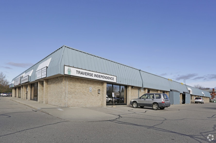 1342-1382 Weber St E, Kitchener, ON for sale - Primary Photo - Image 1 of 1