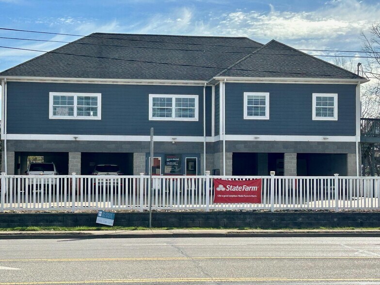 353 Pike St, Marietta, OH for sale - Building Photo - Image 1 of 1