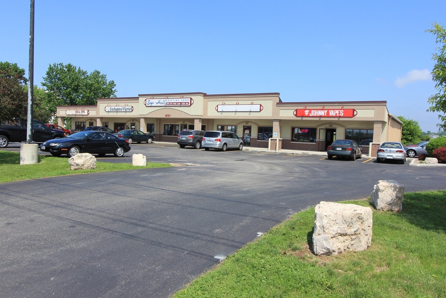 1681 Lime Kiln Rd, Green Bay, WI for sale Primary Photo- Image 1 of 1