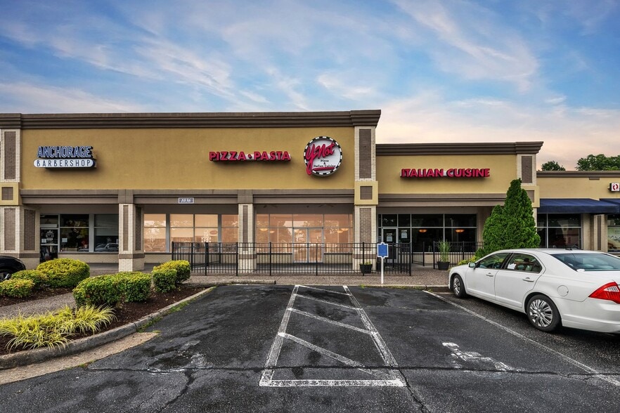 1036 Volvo Pky, Chesapeake, VA for sale - Building Photo - Image 1 of 43