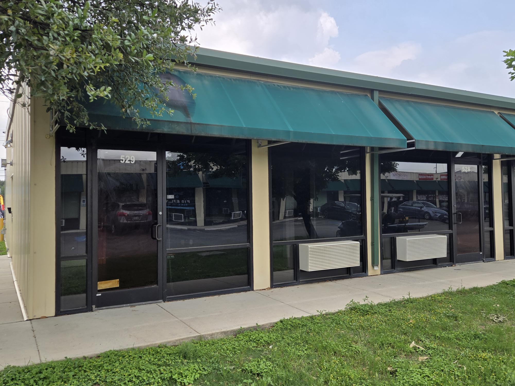 8034 Culebra Rd, San Antonio, TX for lease Building Photo- Image 1 of 6