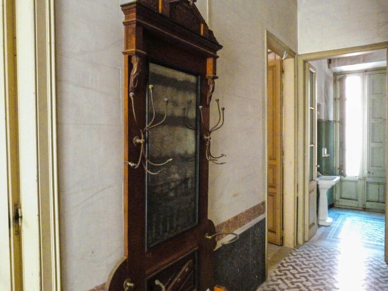 Multifamily in Sant Feliu de Guíxols, Gerona for sale - Interior Photo - Image 2 of 31