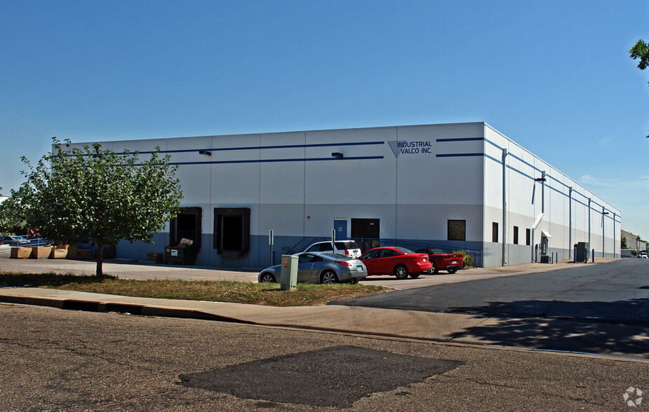 4950 Lima St, Denver, CO for lease - Building Photo - Image 1 of 4