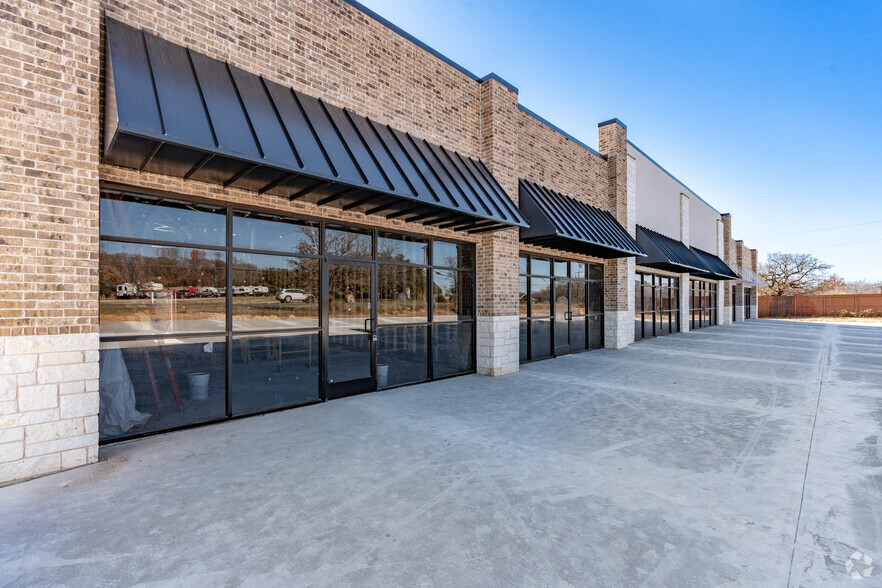 13006 Farm to Market 730 Rd, Azle, TX for lease - Building Photo - Image 3 of 17