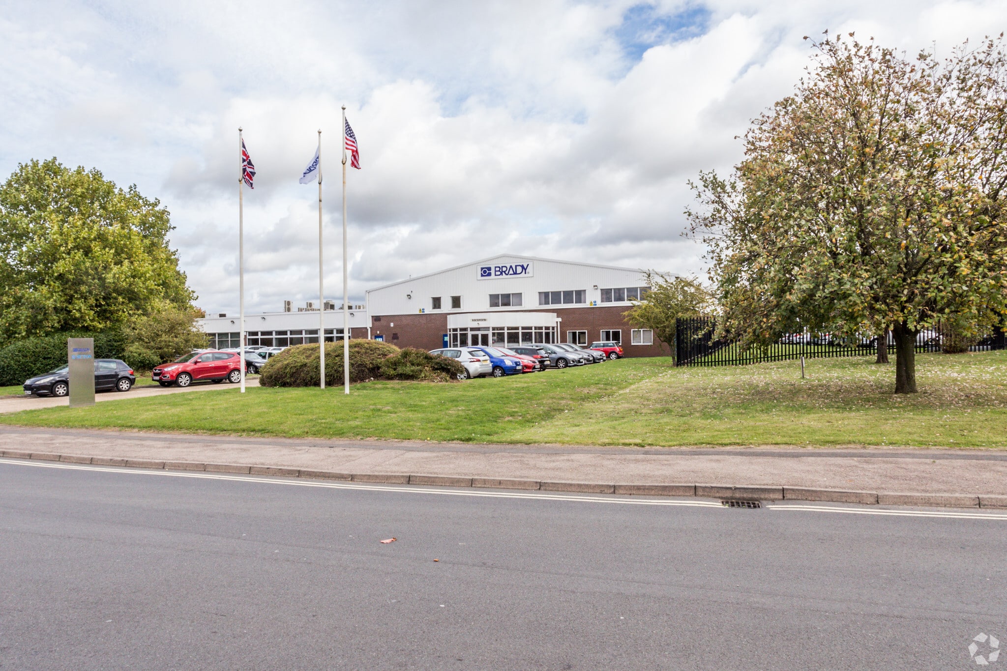 14 Wildmere Rd, Banbury for sale Primary Photo- Image 1 of 1