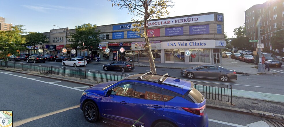 116-02-116-32 Queens Blvd, Forest Hills, NY for lease - Building Photo - Image 1 of 3