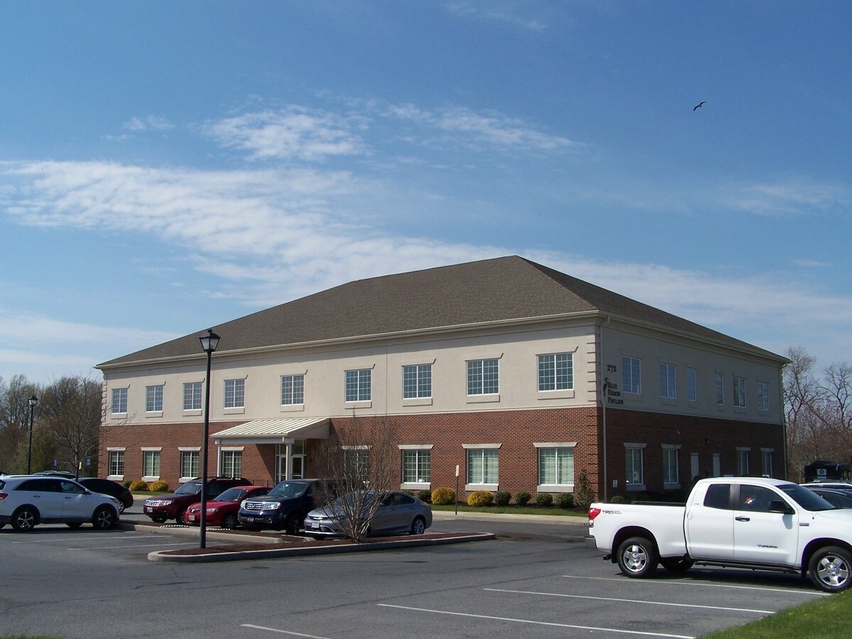 272 Carter Dr, Middletown, DE 19709