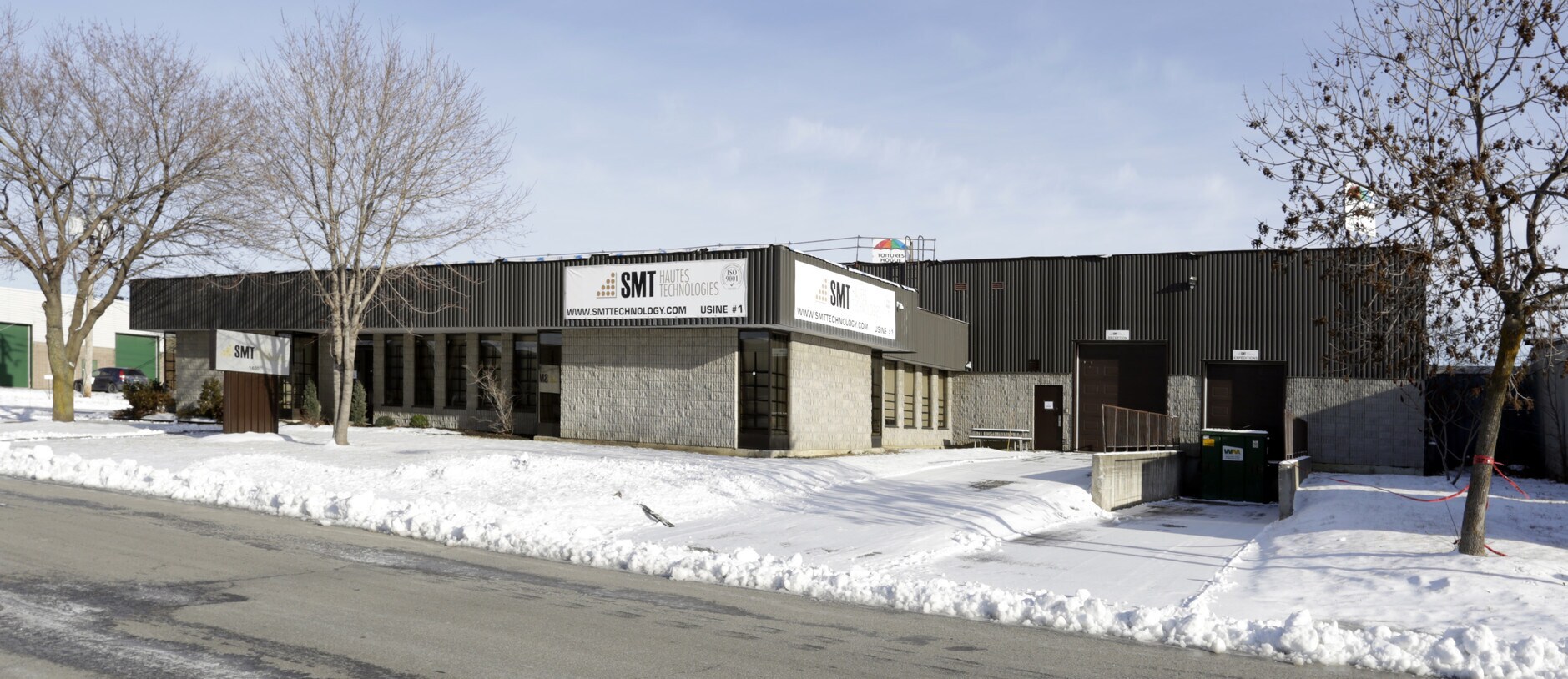 1400 Bergar Rue, Laval, QC H7L 5A2