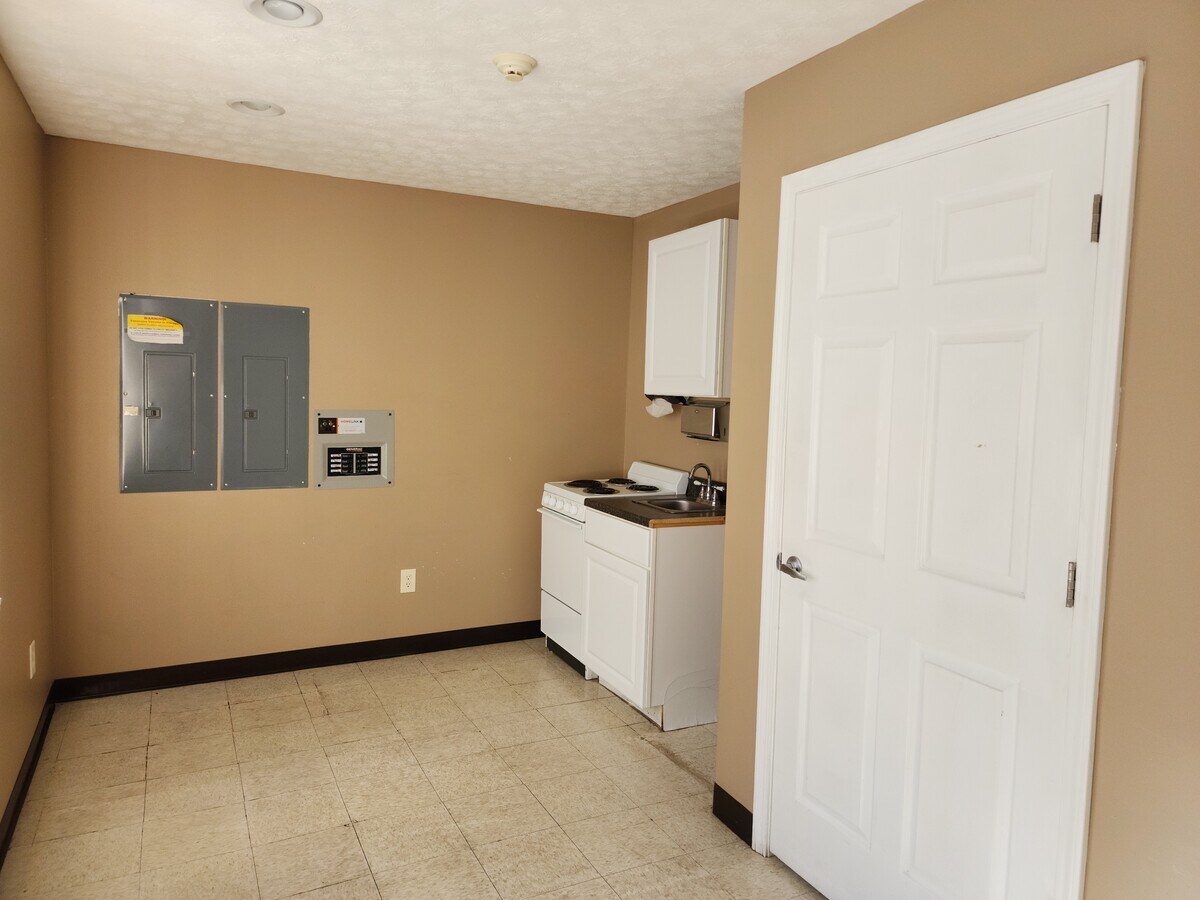 7125 Harper Rd, Glen Daniel, WV 25844