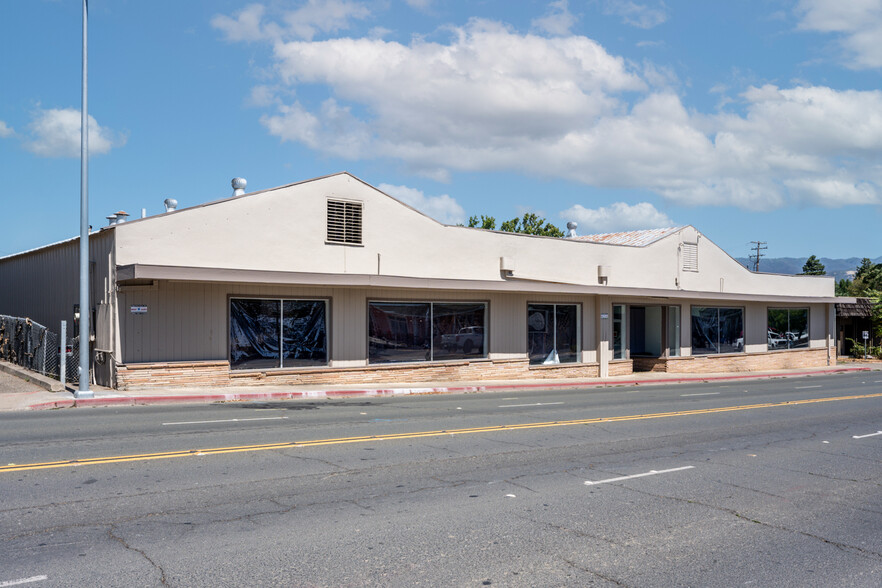 214 E Perkins St, Ukiah, CA for lease - Building Photo - Image 1 of 26