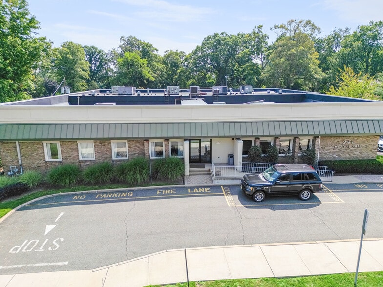 385 S Maple Ave, Glen Rock, NJ for lease - Building Photo - Image 2 of 20