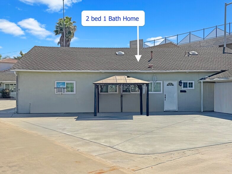 7736 Sugar Dr, Huntington Beach, CA for sale - Building Photo - Image 3 of 42