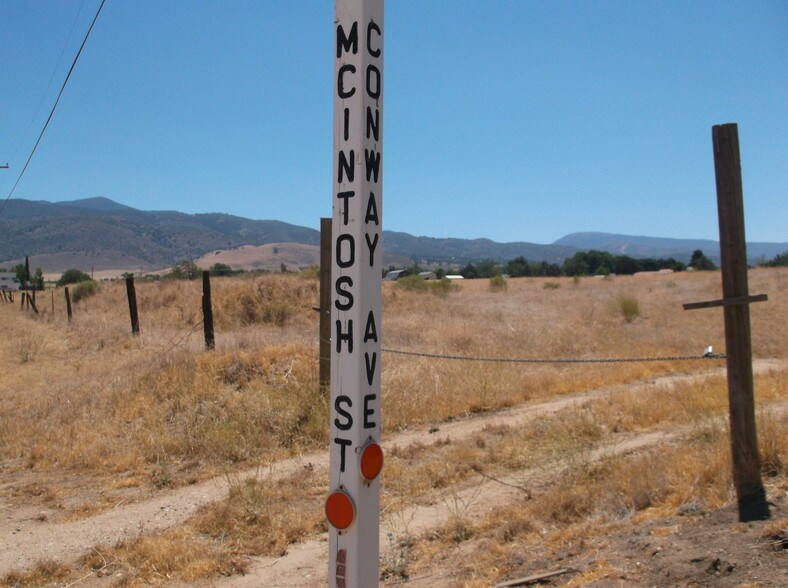 1226 Conway Ave, Tehachapi, CA for sale - Building Photo - Image 1 of 1