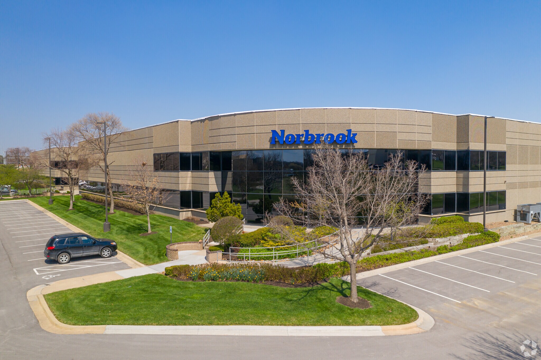 9705-9733 Loiret Blvd, Lenexa, KS for sale Building Photo- Image 1 of 1