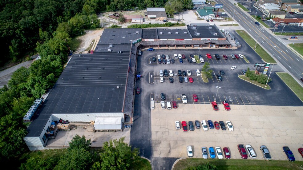 5816 Osage Beach Pky, Osage Beach, MO for sale - Primary Photo - Image 1 of 1