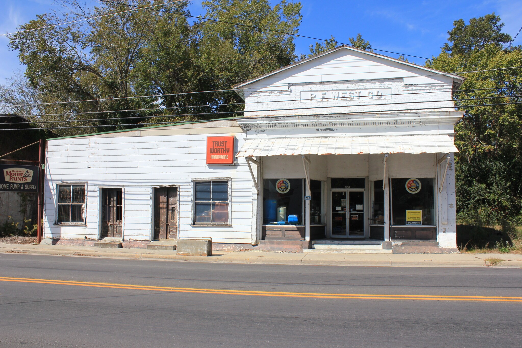 242 Porcher Ave, Eutawville, SC for sale Primary Photo- Image 1 of 35