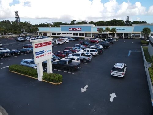 1119 NE Jensen Beach Blvd, Jensen Beach, FL for lease - Building Photo - Image 3 of 12