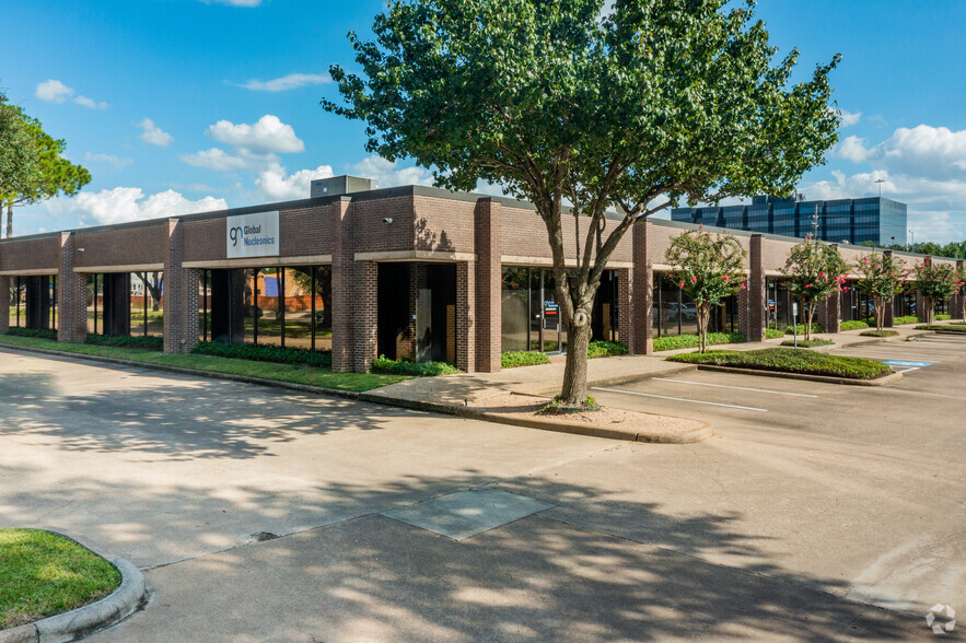 16203 Park Row, Houston, TX for lease - Primary Photo - Image 1 of 5