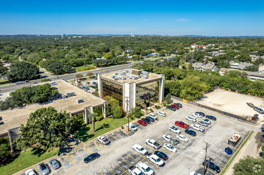 7410 Blanco Rd, San Antonio, TX for lease - Aerial - Image 3 of 3